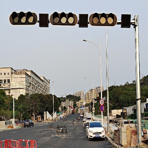 深圳市永勤路与新园路交通监控工程